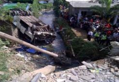 Ini empat dari 16 korban tewas kecelakaan maut di Cisarua