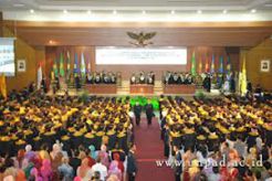 Tanggalkan almamater, 2.880 lulusan Unpad akan diwisuda