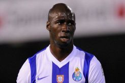 Berebut Mangala, Chelsea dan United saling sikut