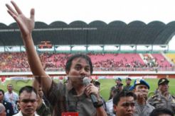 Upss.., Menpora Roy Suryo salah lirik Indonesia Raya