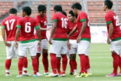 Juara di kandang sendiri menjadi harga mati