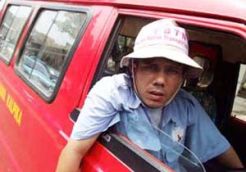 Sopir angkot mudah kena stres