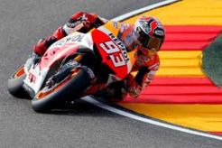 Pedrosa terjatuh, Marquez asapi duo Yamaha