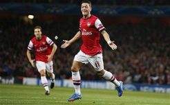 Arsenal hantam 2-0 Napoli