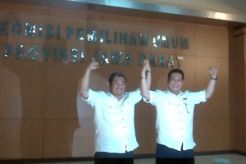 Pengamat ragukan pengakuan Aher tidak dilobi Akil