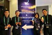 Evercoss bagi-bagi handphone di APEC
