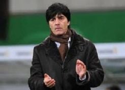 Jerman siap perpanjang kontrak Low