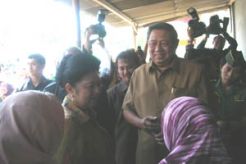 Ditagih janjinya, SBY sanggupi 500 sapi untuk warga Sleman