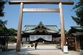 Seorang menteri Jepang kunjungi Kuil Yasukuni
