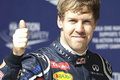 Vettel balas cemoohan fans dengan gelar juara