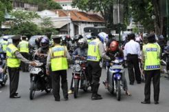 Polisi kejar-kejaran dengan pencuri dump truk
