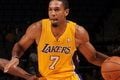 Henry masih menyesuaikan diri dengan Lakers