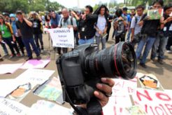 Diboikot media, KPK kena batunya