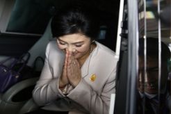 Gulingkan PM Thailand, demonstran minta bantuan militer