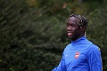Sagna beri sinyal bertahan di Arsenal