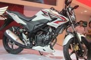 CB150R dongkrak market...