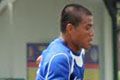 Hidup Tantan di antara sapi dan sepak bola