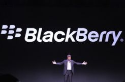 Foxconn akan produksi BlackBerry di Indonesia