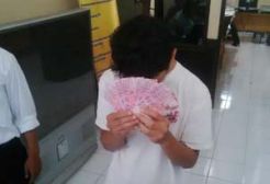 Nemu uang Rp1,2 juta di jalan, pemuda ini ditangkap polisi