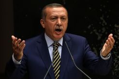 Terseret skandal korupsi,...