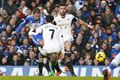 Hazard jaga rekor Chelsea di paruh pertama