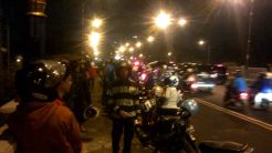 JNF membludak, warga pilih nongkrong di Jembatan Kuningan