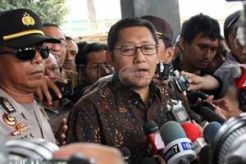 Anas dijenguk istri...