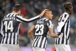 Juventus kokohkan posisi dipuncak klasemen