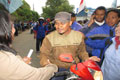 Demo berlanjut, ratusan buruh tahan pekerja baru