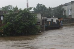 Ribuan penghuni bantaran Ciliwung akan direlokasi