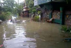 Banjir, Perumahan Total Persada tergenang hingga 2 meter