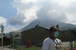 Belum 200 orang tewas, Sinabung bukan bencana nasional