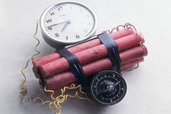 Peneror bom Bank BJB...