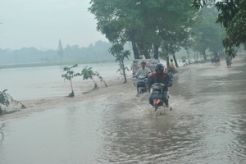 Kendal kembali terendam banjir, jalur Pantura lumpuh