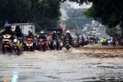 Jalan di Jakarta kembali tergenang