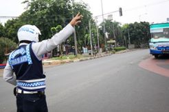 Dishub tilang pengendara dinilai tabrak UU