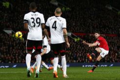 Dramatis, Fulham tahan imbang United