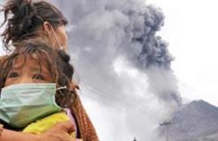 Lama di pengungsian, warga Sinabung mulai bertingkah aneh