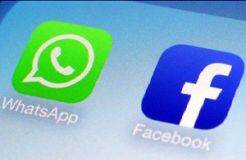 Facebook akuisisi WhatsApp...