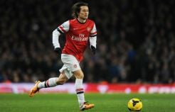 Wenger minta Rosicky bertahan di Arsenal