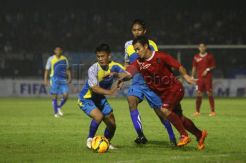 Timnas U-19 ladeni Persebaya perang terbuka