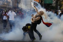 Demonstran Venezuela kembali turun ke jalan
