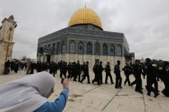 Militan radikal Israel serang kompleks Masjid al-Aqsa