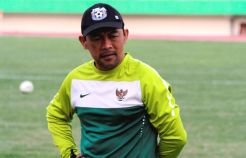 Aji Santoso tekankan pola pertahanan dan serangan