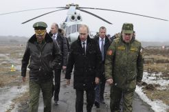 Usai latihan perang, Putin siagakan pasukannya di markas