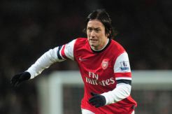 Rosicky selangkah lagi teken kontrak baru