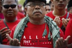 Pengadilan Malaysia tunda sidang larangan kata Allah