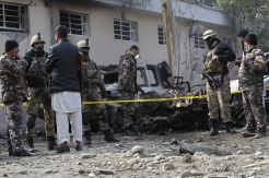 Bom pinggir jalan tewaskan 6 tentara Pakistan