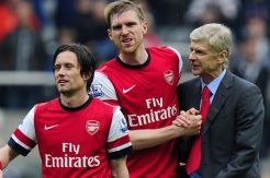 Arsenal ikat Rosicky-Mertesacker lebih lama