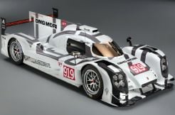 Michelin kolaborasi bangun Porsche 919 Hybrid baru